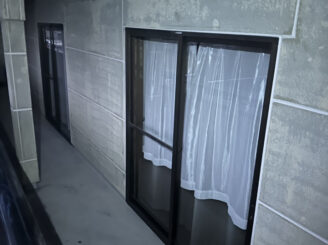 那須塩原市で施工した外壁塗装におけるシーリング施工完了写真