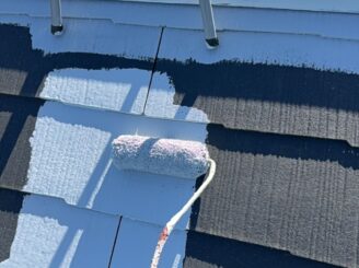 大田原市における屋根塗装・外壁塗装の屋根下塗り