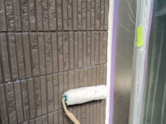 大田原市における屋根塗装・外壁塗装の外壁下塗り