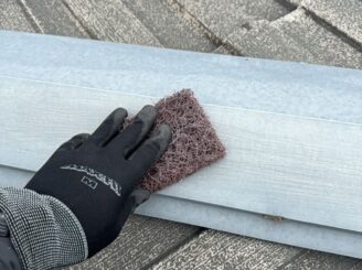 矢板市で行った屋根塗装における板金下地処理